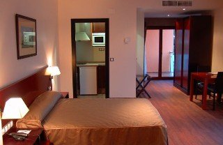 Room
Room
di Martin Alonso Pinzon