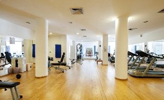 Sports and Entertainment
Sports and Entertainment
di Capital Coast Resort and Spa