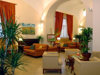 Lobby
Lobby
di Le Cheminee Business Hotel