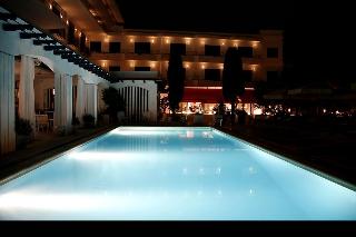 Hotel Trias