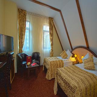 Room
Room
di Ambient Pension