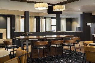 Courtyard By Marriott Palm Springs