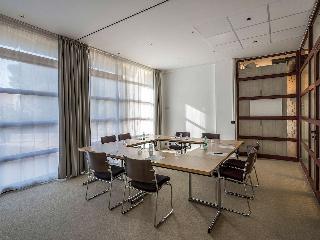 Mercure Cannes Mandelieu Hotel