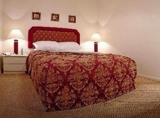 Room
Room
di Chateau Blanc Suites A Clarion Collection