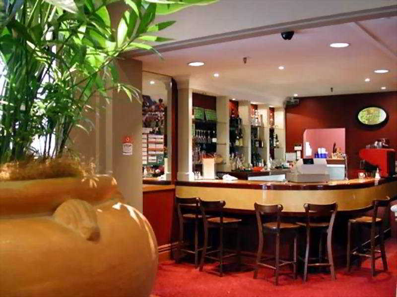 Bar
Bar
di Comfort Wellington
