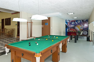 Sports and Entertainment
Sports and Entertainment
di Bello Mare