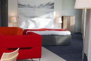 Room
Room
di Clarion Hotel Sign