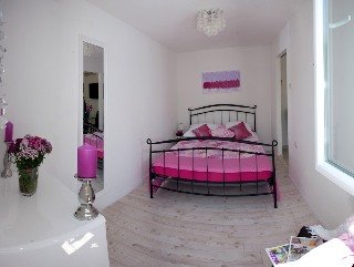 Room
Room
di Apartment Alma