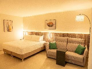 Aruba Boutique & Art Hotel