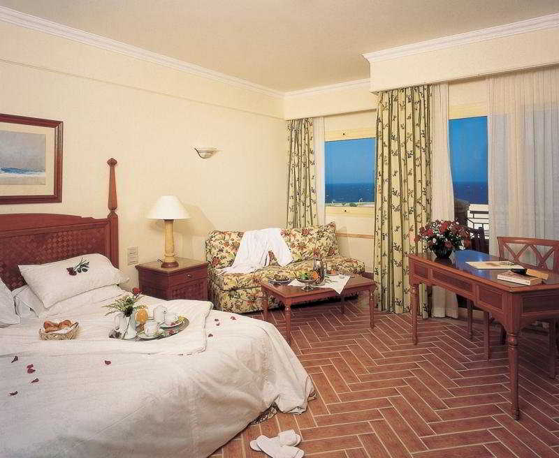 Room
Room
di La Résidence des Cascades Golf Resort & Thalasso