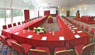 Conferences
Conferences
di Grand Villa Argentina