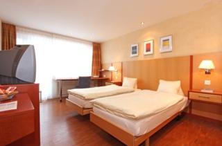 Room
Room
di Sempachersee Swiss Quality Hotel