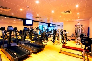 Sports and Entertainment
Sports and Entertainment
di Samaya Deira