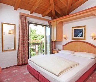 Room
Room
di Mirafiori Swiss Quality Hotel