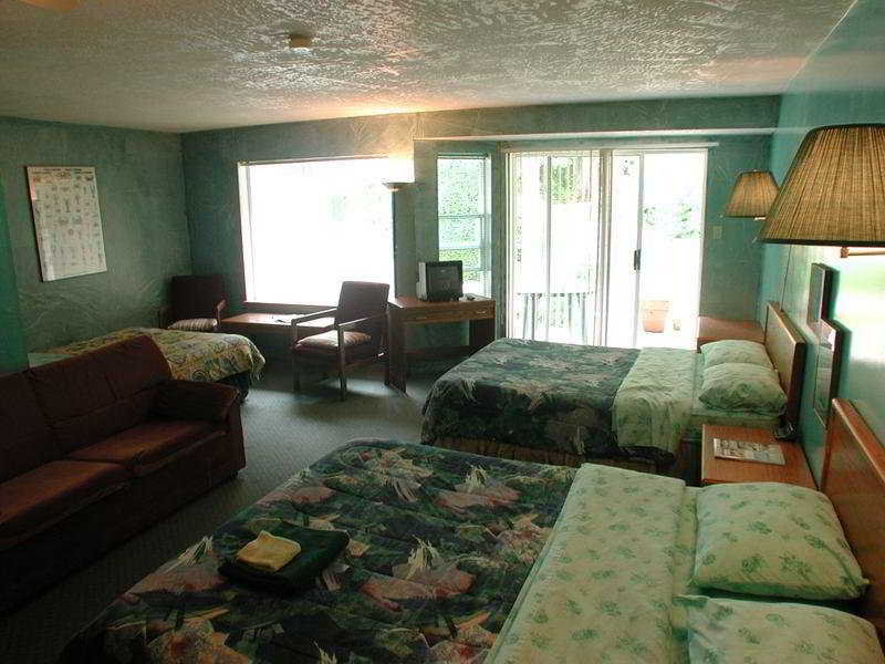 Room
 di Clayoquot-Orca Resort Lodge