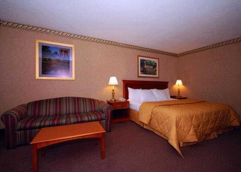 Room
 di Comfort Inn West