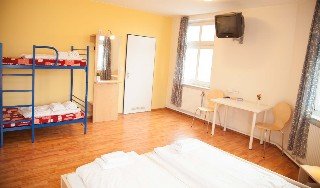 Room
Room
di A&O City Stadthalle