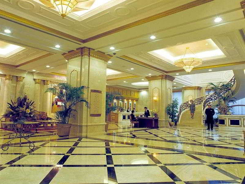 Lobby
 di Ramada Plaza Tian Lu Hotel Wuhan