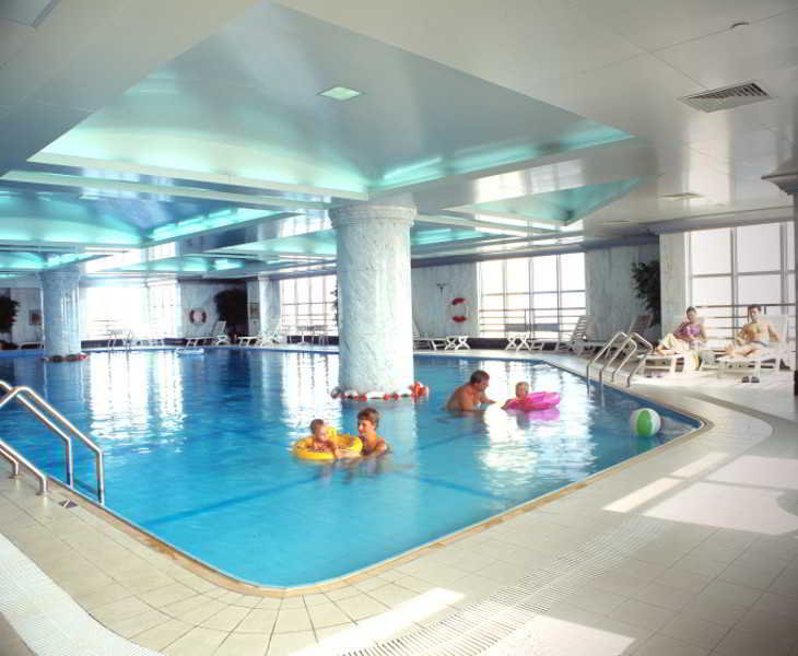 Pool
 di Ramada Plaza Tian Lu Hotel Wuhan