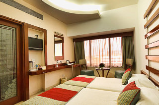 Room
Room
di The Connaught