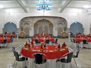 Restaurant
Restaurant
di Shiv Vilas