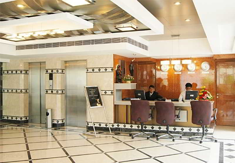 Lobby
Lobby
di NKMs Grand