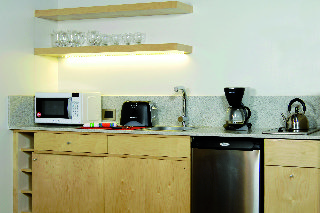 Room
Room
di RH Rochester Bariloche