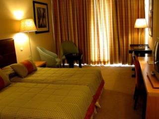 Room
Room
di Royal Garden Hotel