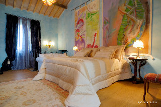 Room
Room
di Relais Villa Roncuzzi