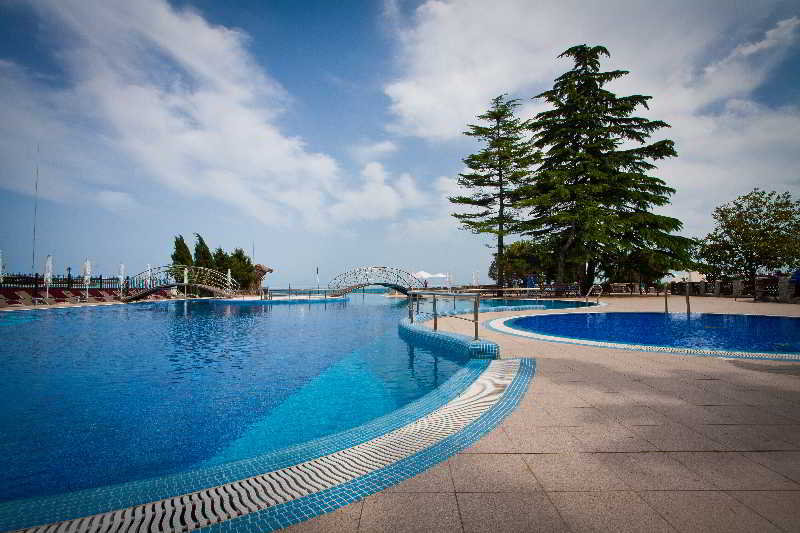 Pool
Pool
di Radisson Resort & SPA Alushta