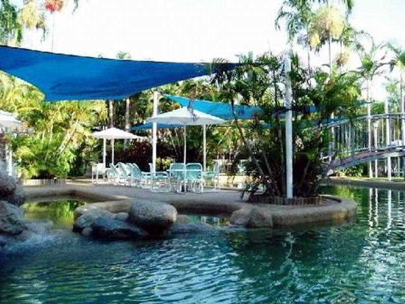 Pool
 di Nimrod Resort Apartments