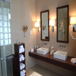 hotel-thumb