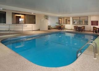 Pool
 di Sleep Inn & Suites (Allendale)
