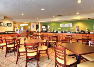 Restaurant
 di Sleep Inn & Suites (Grand Rapids)
