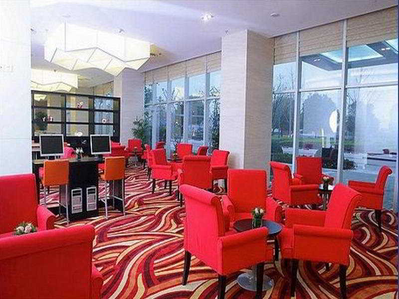 Lobby
 di Holiday Inn Express Meilong