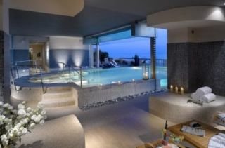 Sports and Entertainment
Sports and Entertainment
di NH Grand Hotel Palazzo