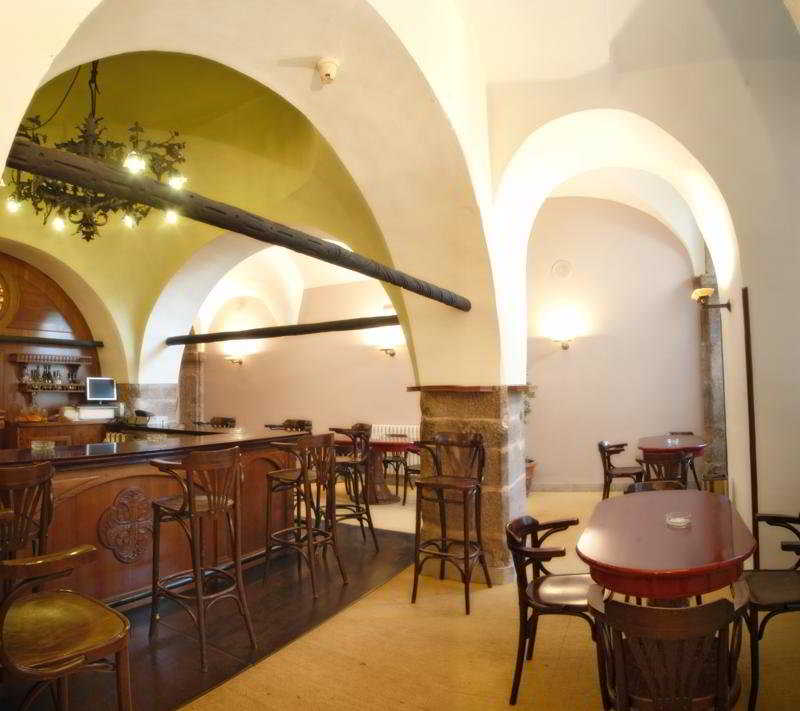 Bar
Bar
di Monasterio de San Millan