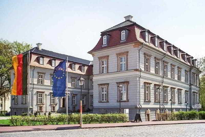 Hotel Schloss Neustadt-Glewe image 1