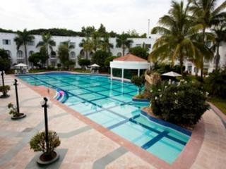 Pool
Pool
di Lemon Tree Aurangabad