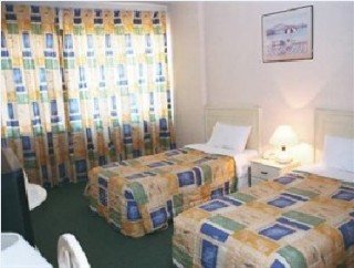 Room
Room
di Firas Palace