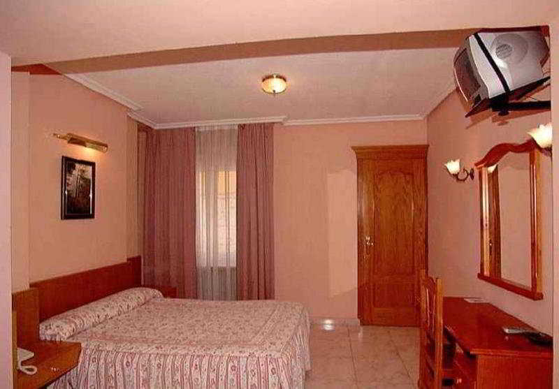 Room
Room
di Naranjo de Bulnes