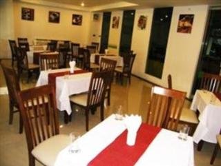 Restaurant
 di The Centric Ratchada Hotel