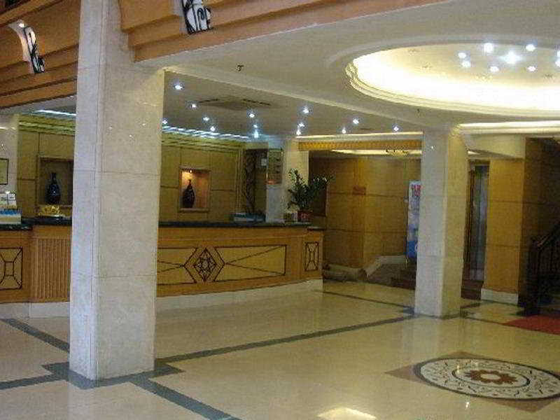 Lobby
 di Hong Du