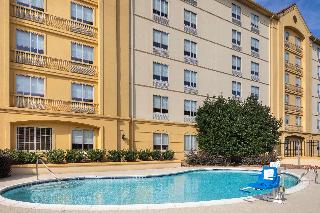 Pool
 di La Quinta Inn & Suites Atlanta Paces Ferry/Vinings