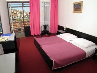 Room
Room
di Delfin Hvar