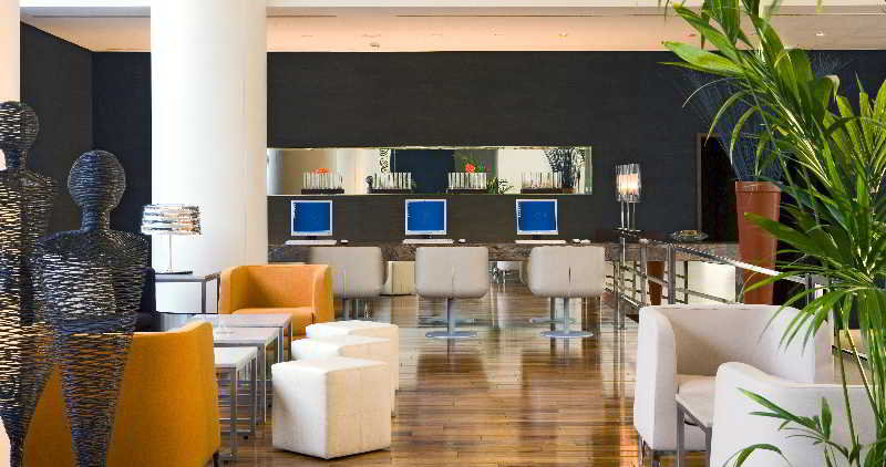 Conferences
Conferences
di Ibis World Trade Centre