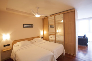 Room
Room
di Apartamentos Mundaka