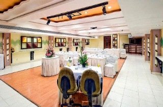 Conferences
Conferences
di Sarovar Portico Ahmedabad