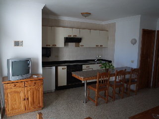 Room
Room
di Apartamentos Isabel