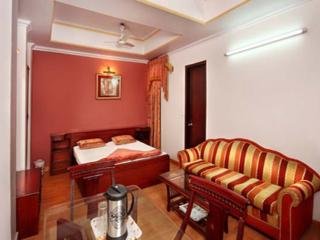 Room
Room
di Ashiana